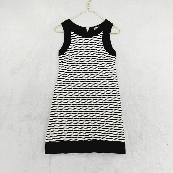 Eliza J Stripped Black Ivory Beige Rayon Textured Sleeveless Shift Dress P6389 - Picture 1 of 8